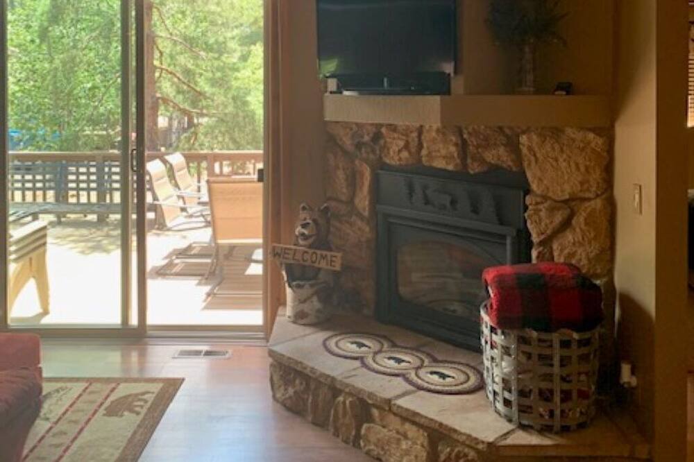 Photo of Livingroom in Pinetop