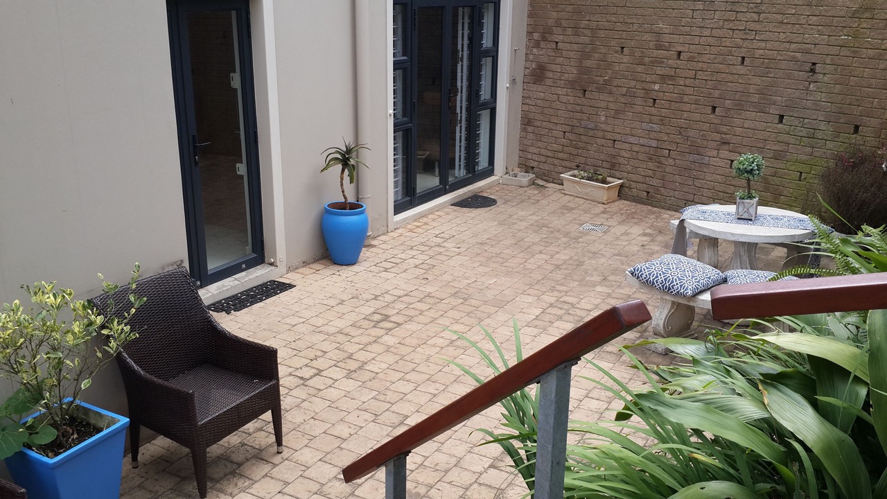 Photo of Outdoor in Salt Rock