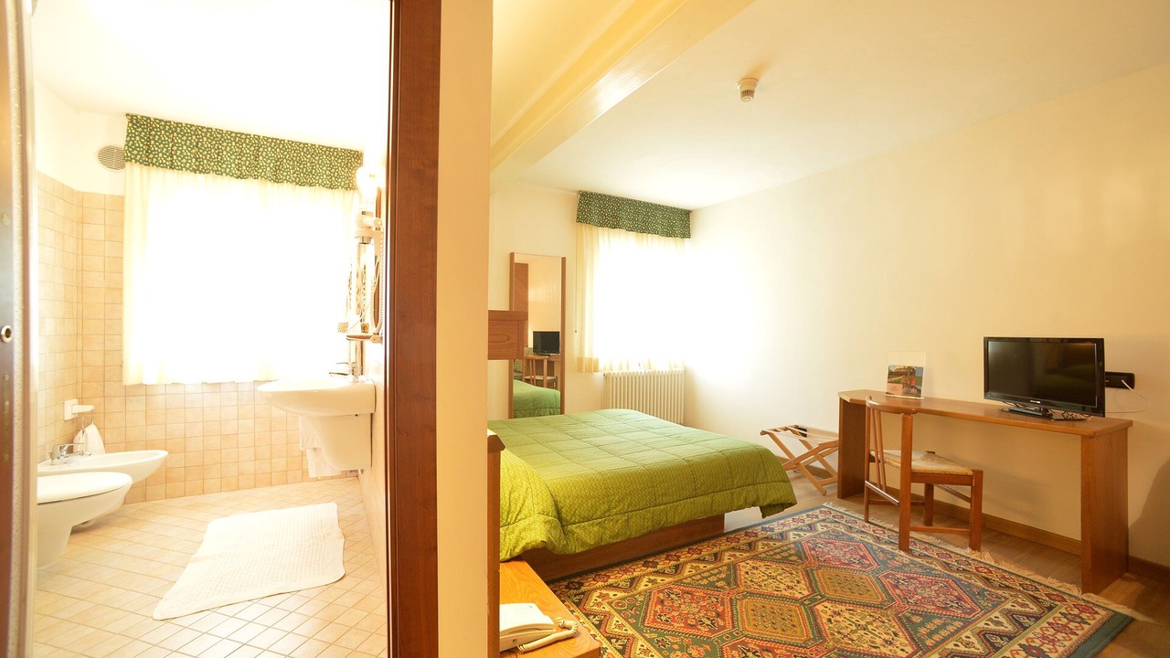 Photo of Bedroom in Vetriolo Terme