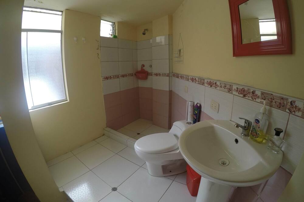 Photo of Bathroom in Puno