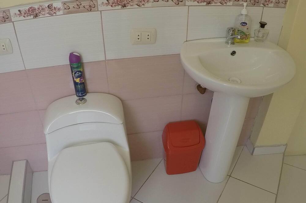 Photo of Bathroom in Puno