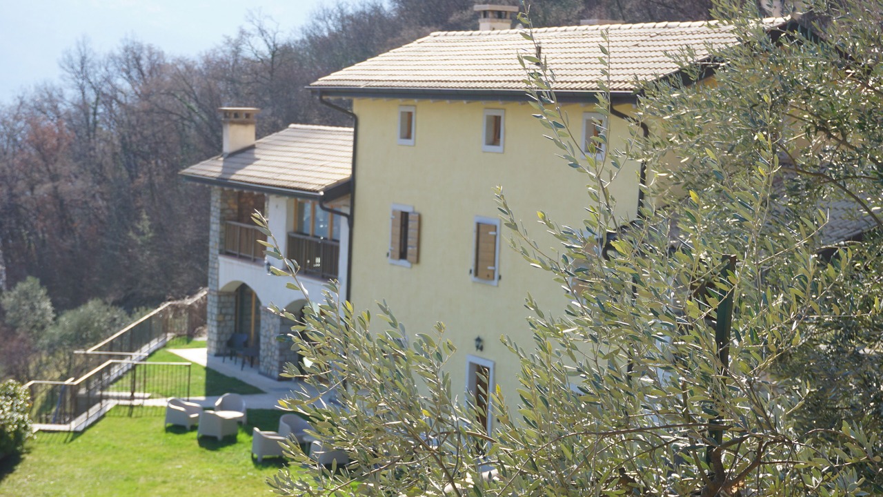 Photo of Outdoor in Isera