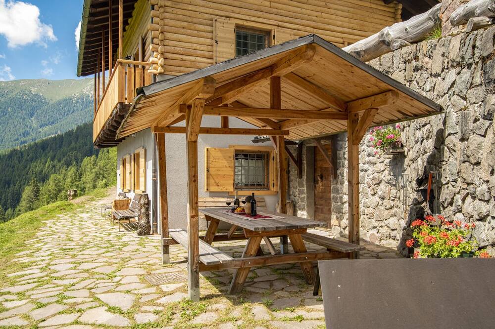 Photo of Patio Balcony in Palu del Fersina