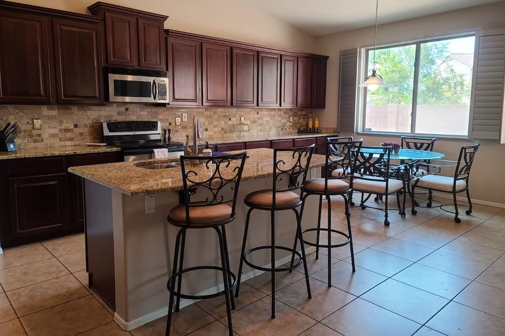 Photo of Kitchen in South Mountain