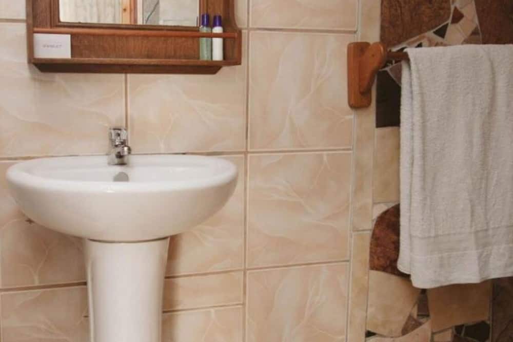 Photo of Bathroom in Bonjaneni