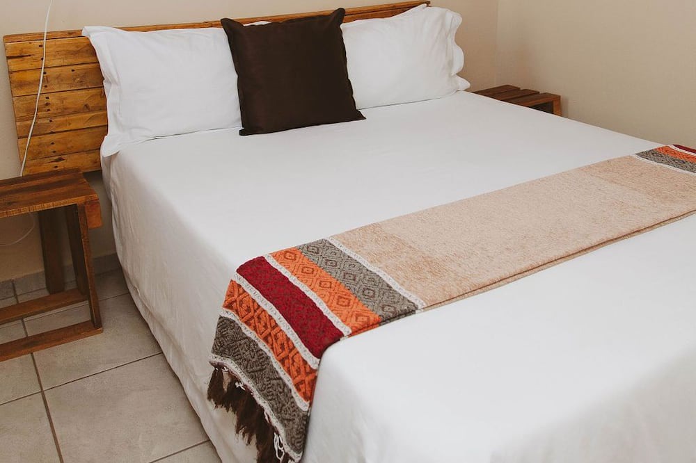 Photo of Bedroom in Bonjaneni