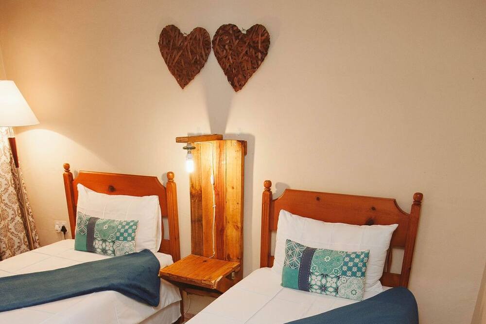 Photo of Bedroom in Bonjaneni