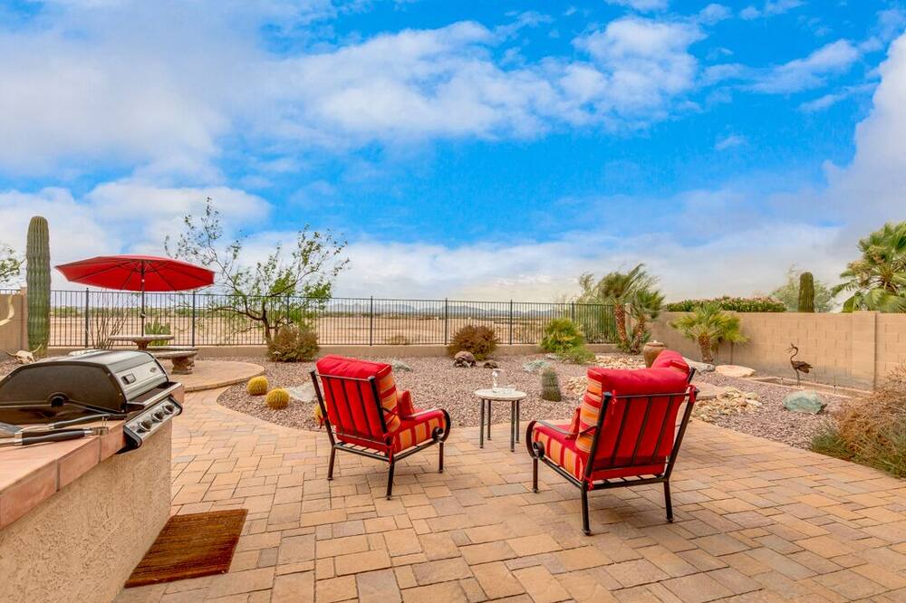 Photo of Patio Balcony in Montecito in Estrella