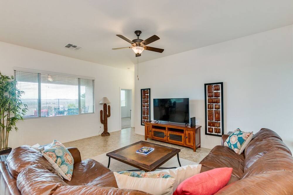 Photo of Bedroom in Montecito in Estrella