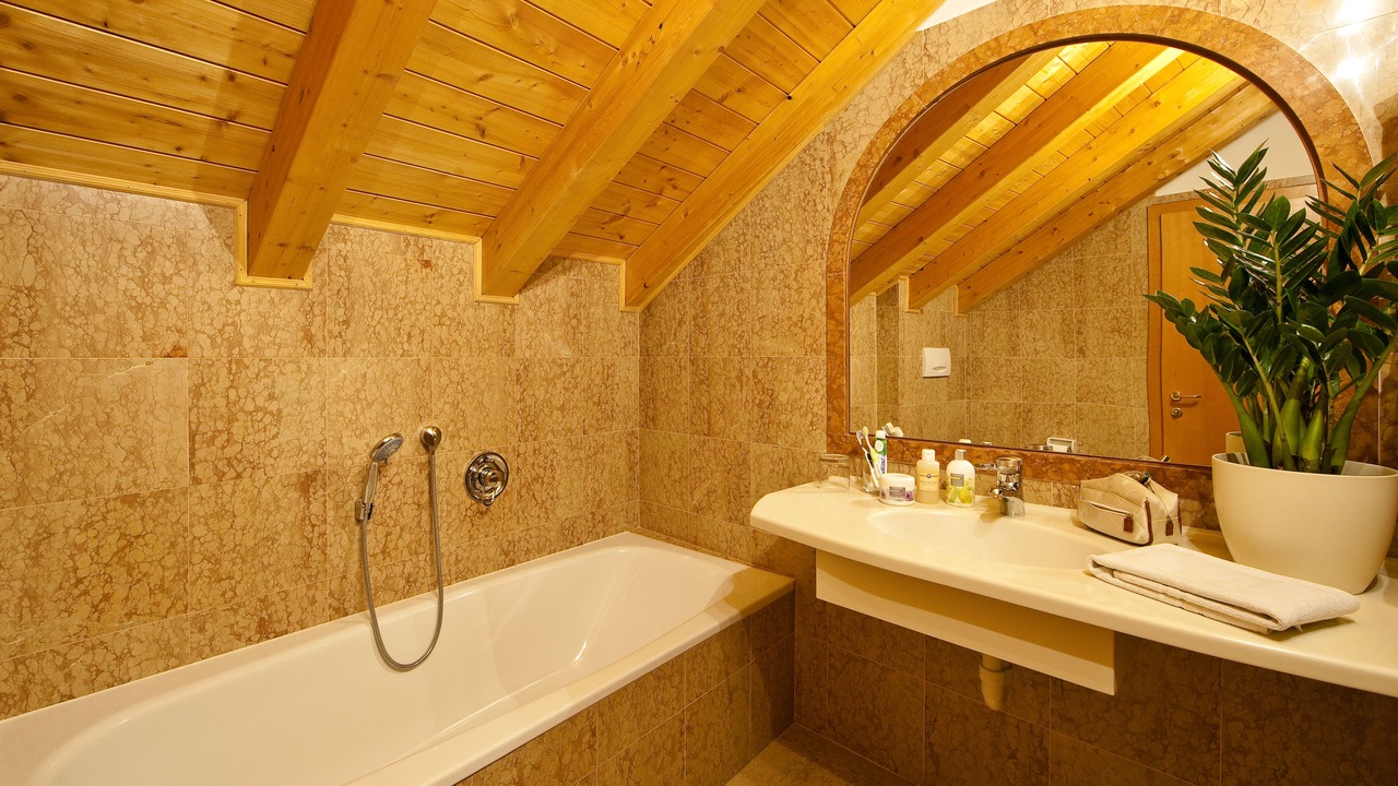 Photo of Bathroom in Auer