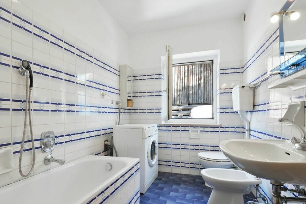 Photo of Bathroom in Vigo di Fassa