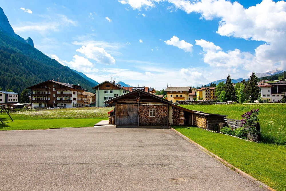 Photo of Bedroom in San Giovanni di Fassa