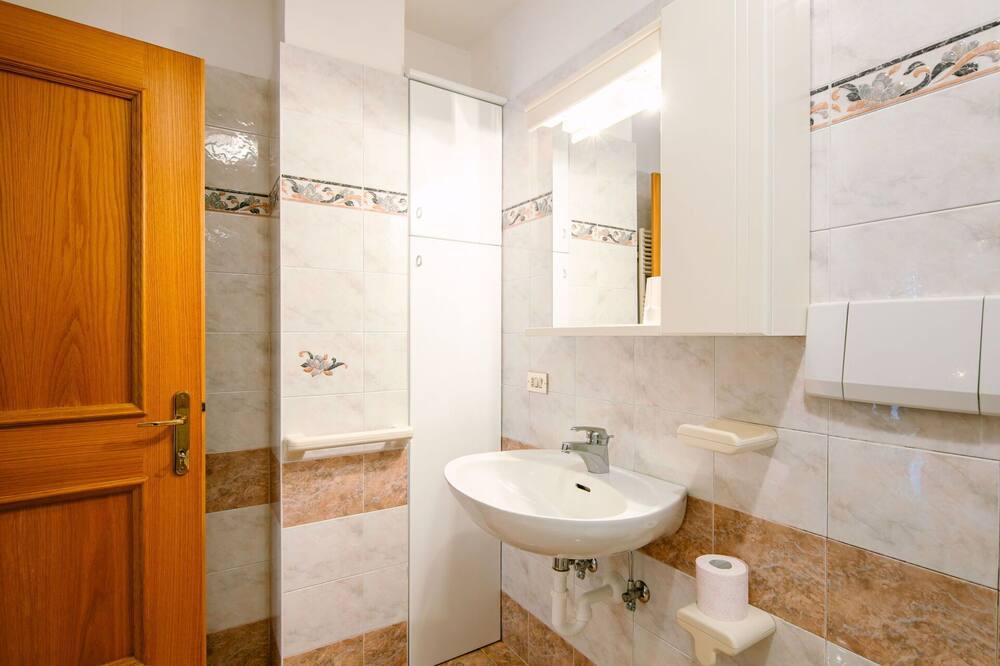 Photo of Bathroom in San Giovanni di Fassa