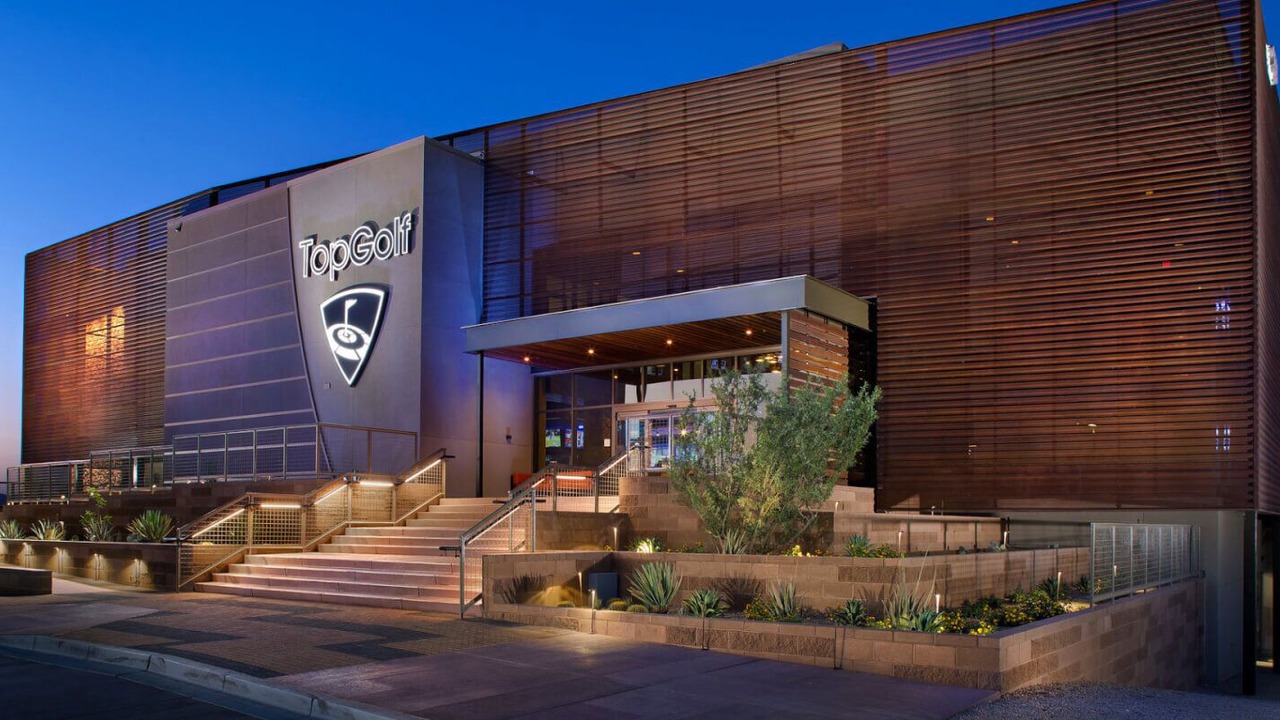 Photo of Outdoor in Fashion Square