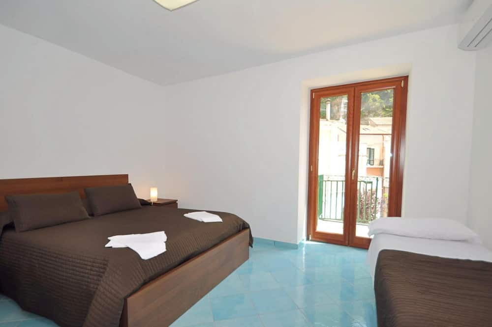 Photo of Bedroom in Cetara
