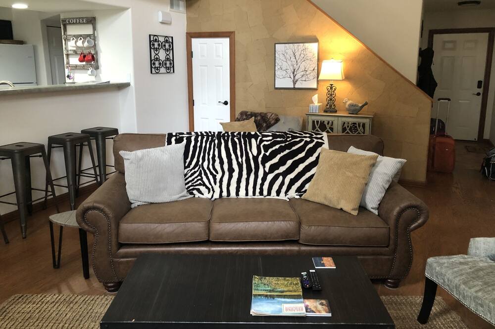 Photo of Bedroom in Woodlands Village