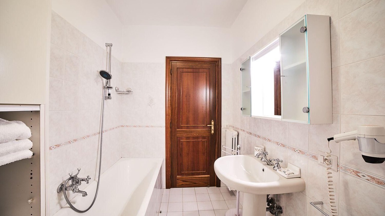 Photo of Bathroom in Scala