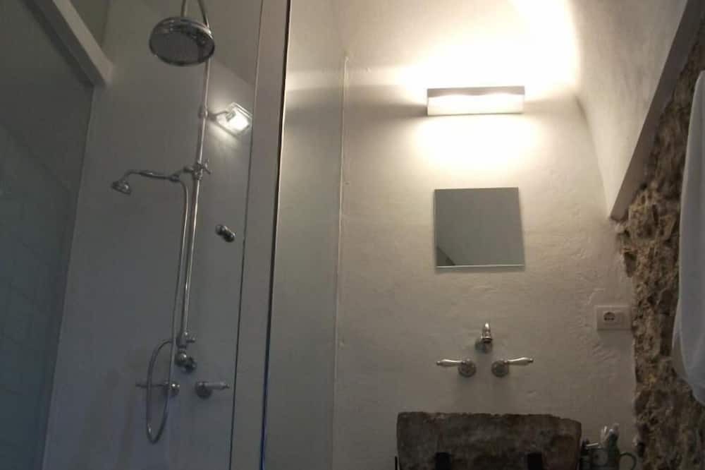 Photo of Bathroom in Erchie