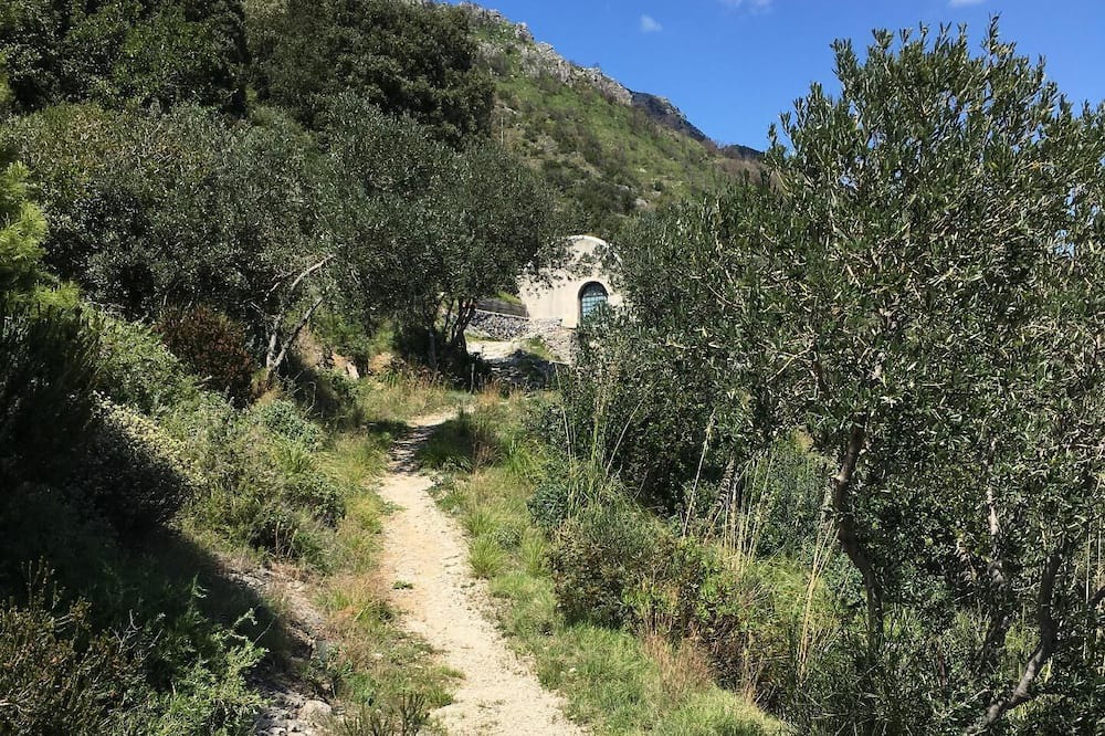 Photo of Outdoor in Erchie