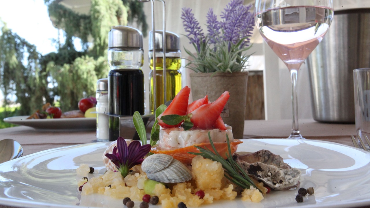 Photo of Others in Velipoje