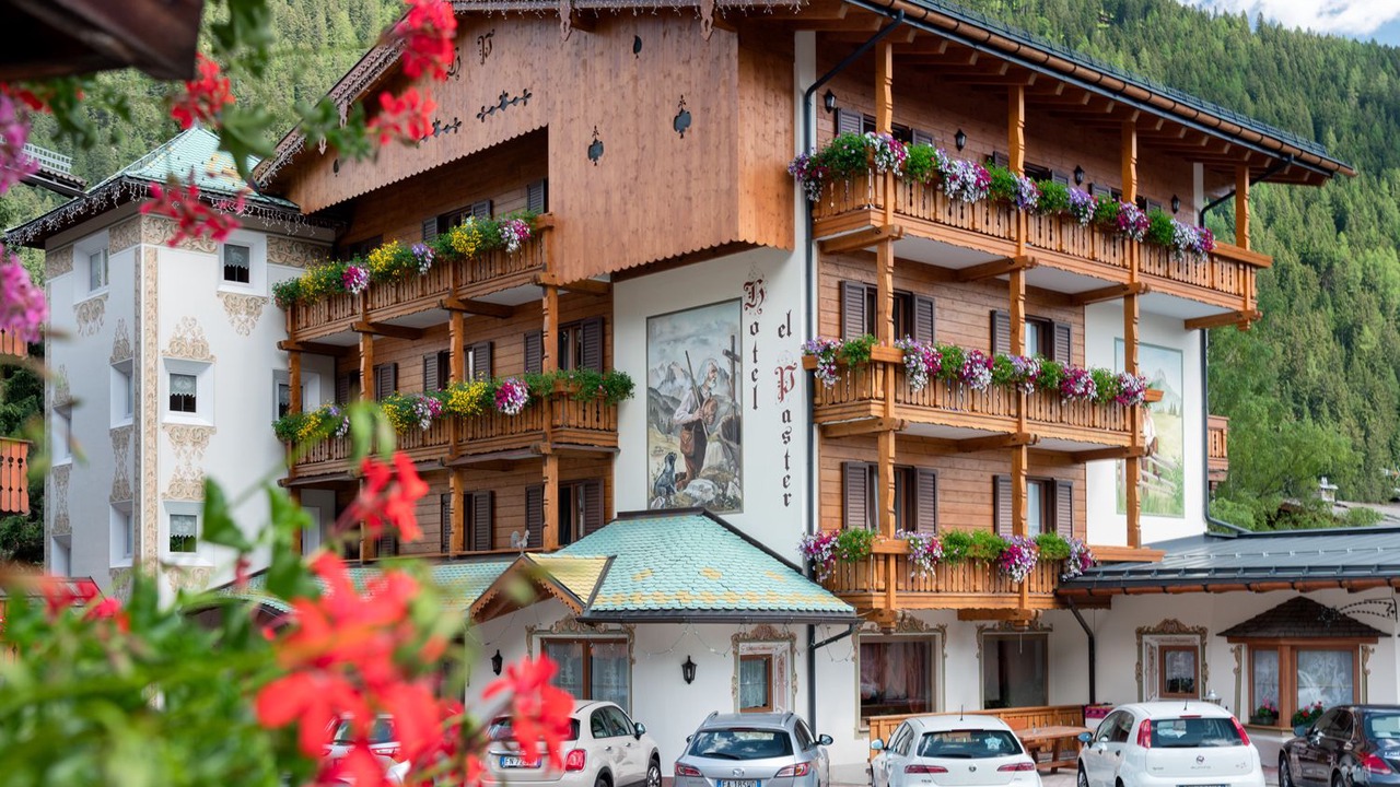 Photo of Outdoor in Pera