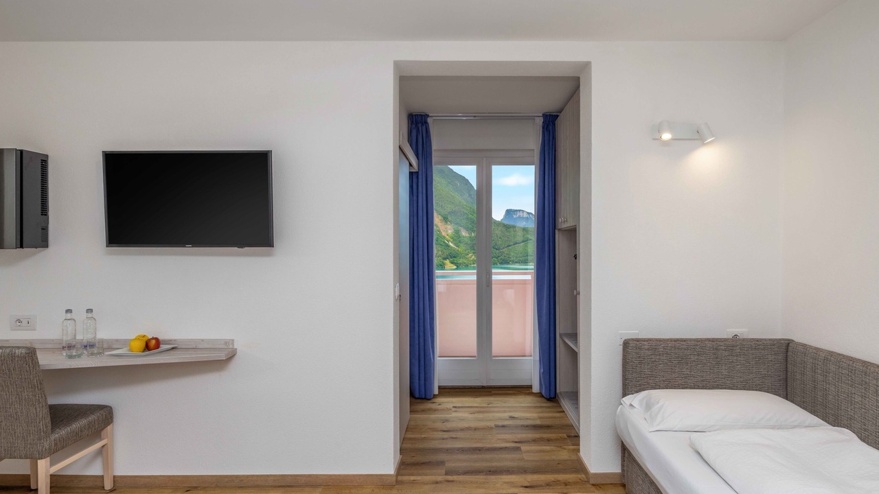 Photo of Bedroom in Molveno