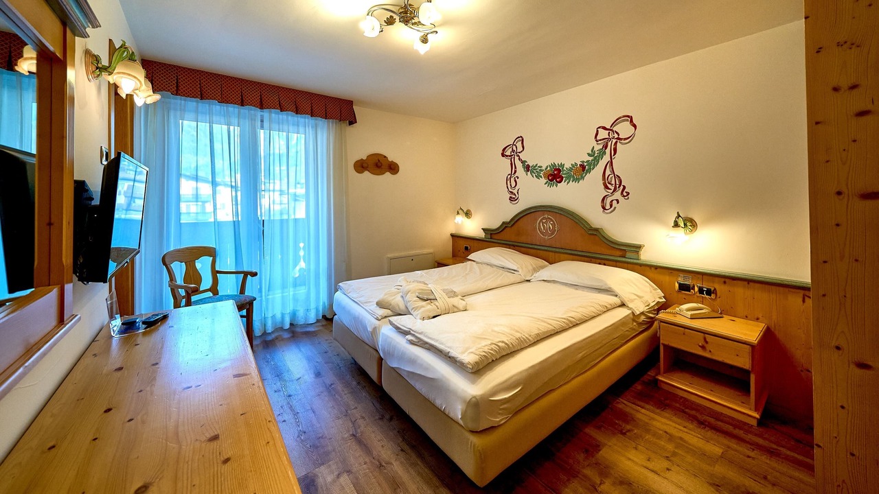 Photo of Bedroom in Pinzolo
