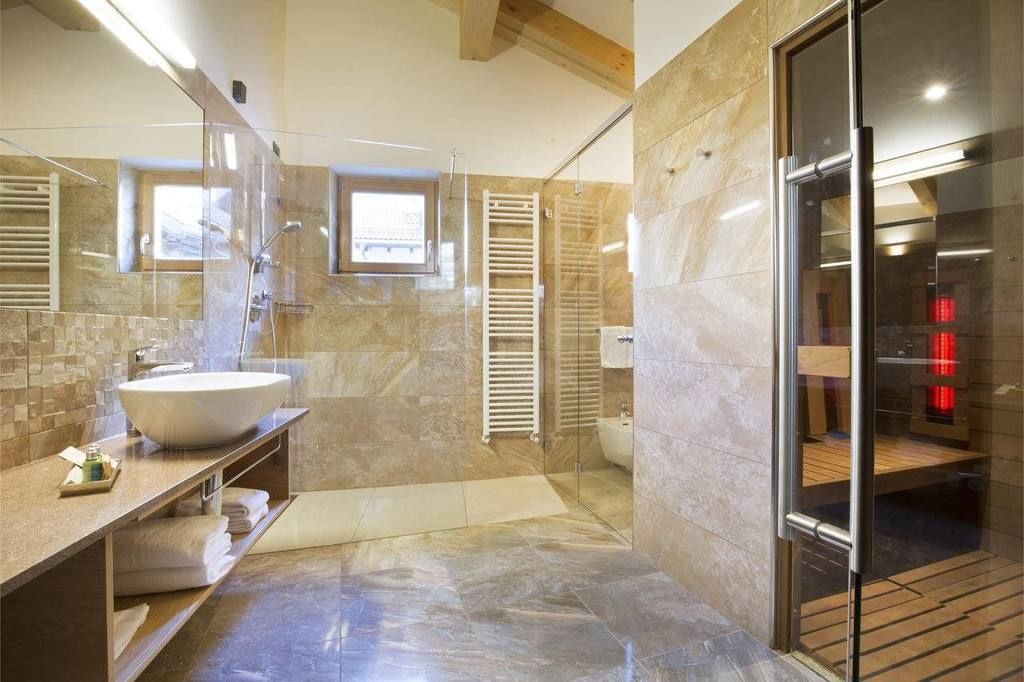 Photo of Bathroom in Campitello di Fassa