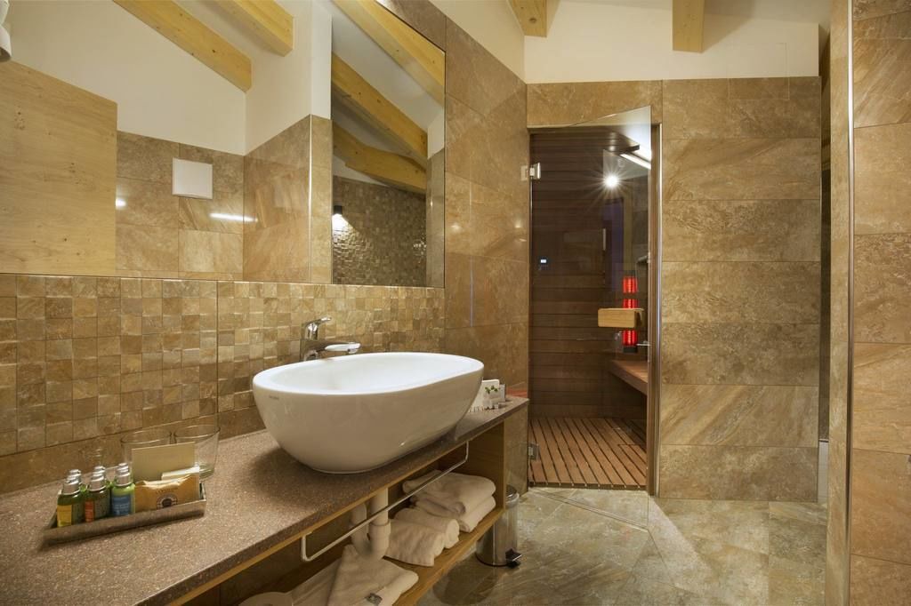 Photo of Bathroom in Campitello di Fassa