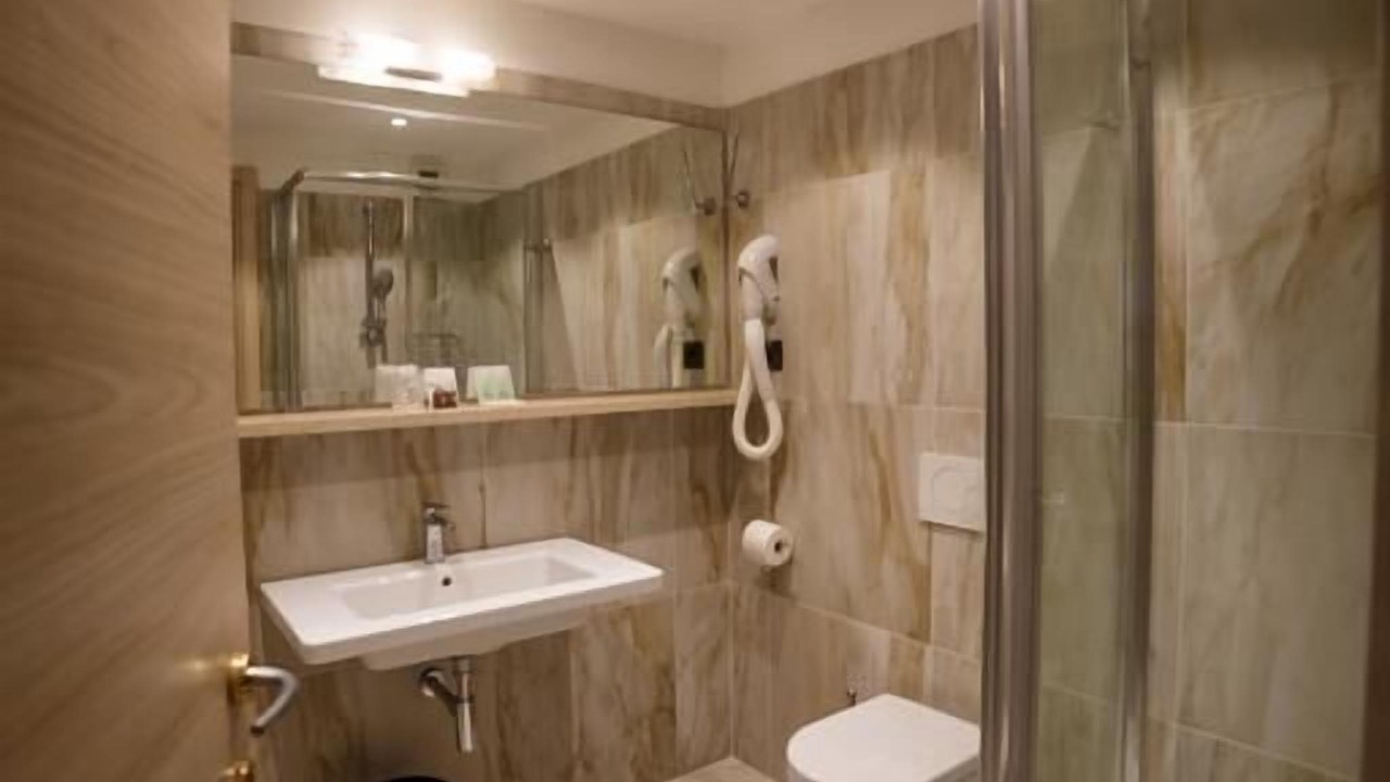Photo of Bathroom in Giustino