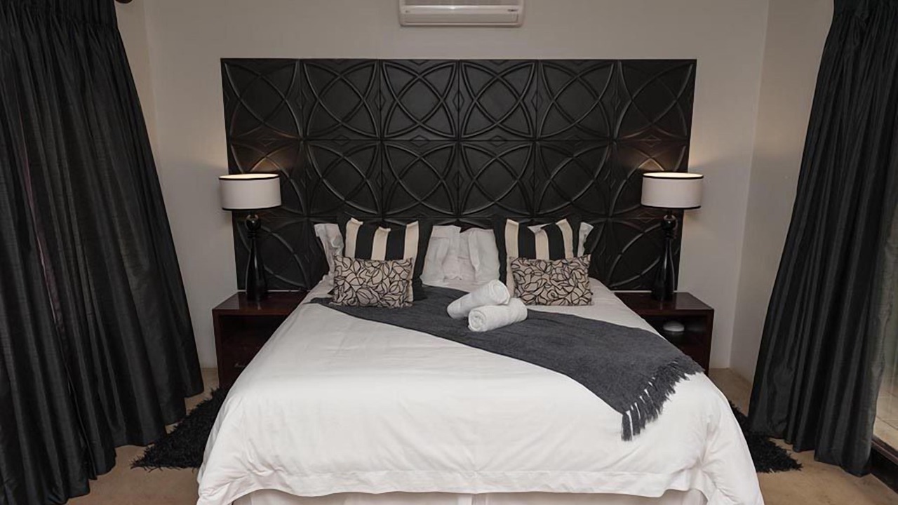 Photo of Bedroom in Waterfall