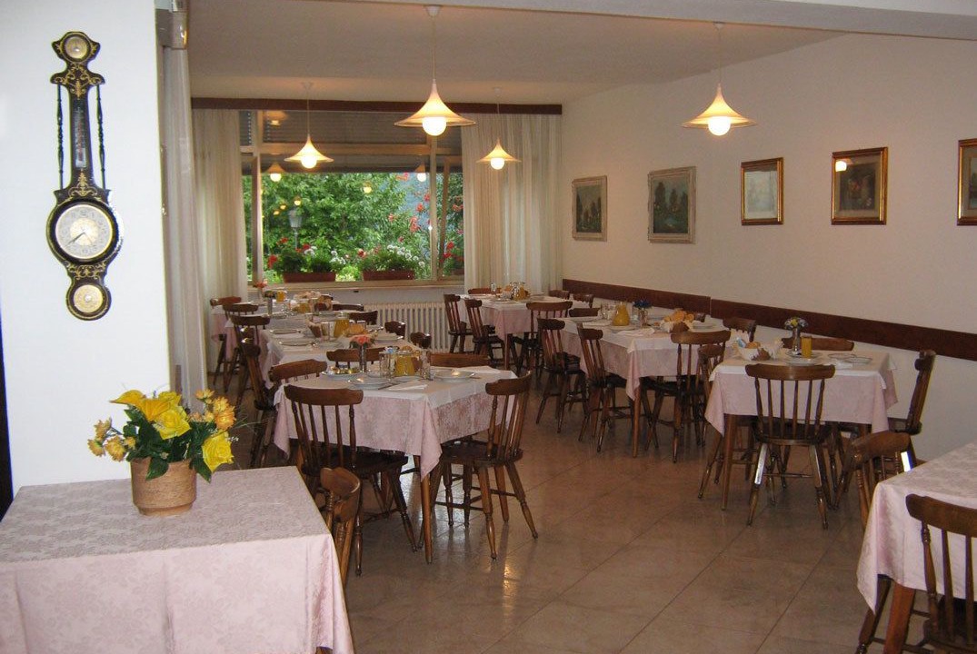 Photo of Others in Tenna