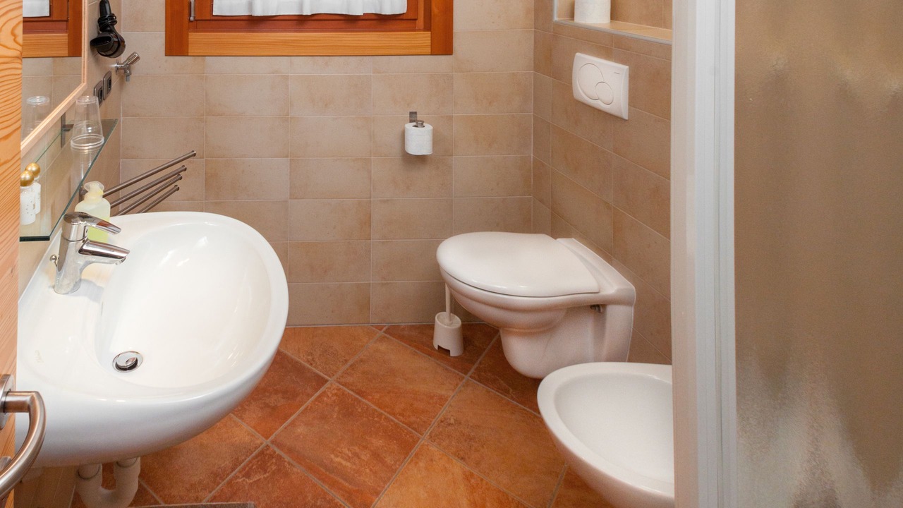 Photo of Bathroom in Ravina
