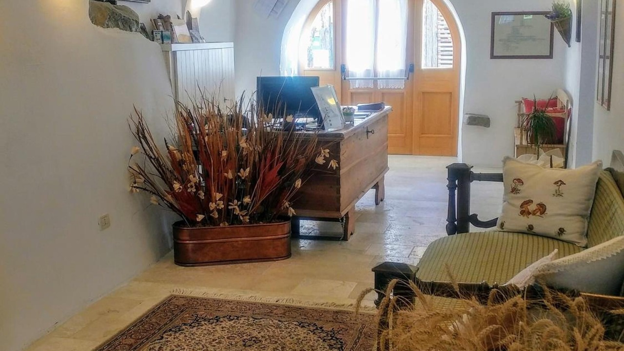 Photo of Others in Romeno