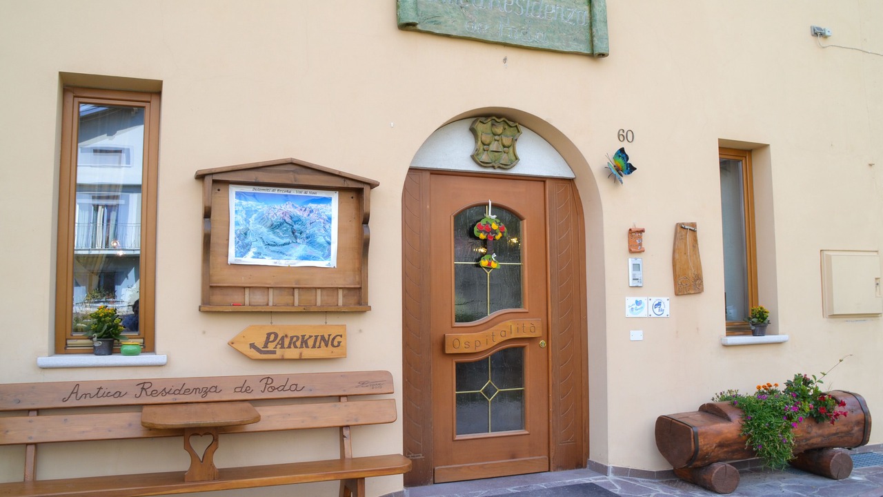 Photo of Outdoor in Flavon