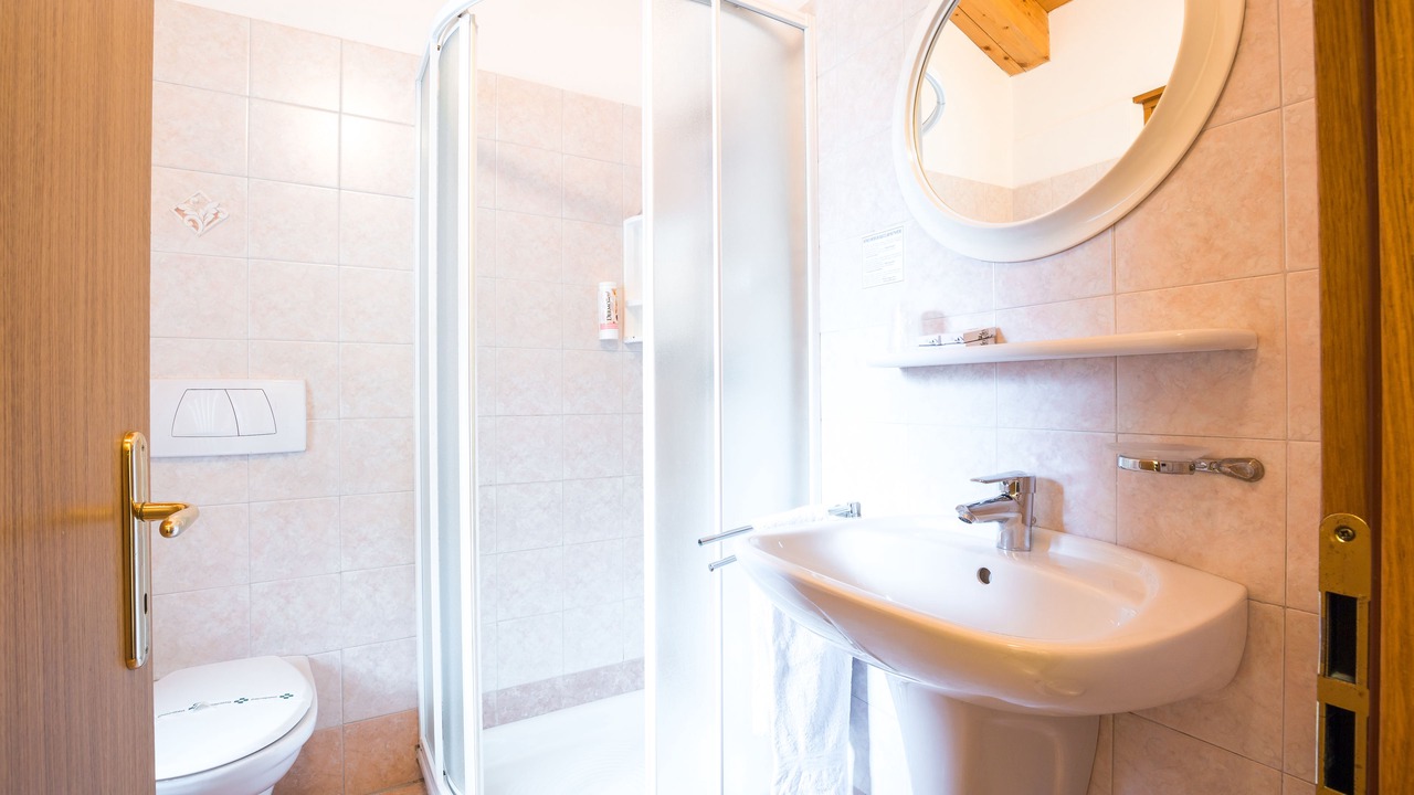 Photo of Bathroom in Ledro
