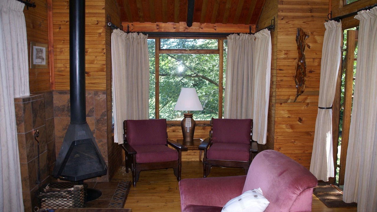 Photo of Livingroom in Cathkin Park