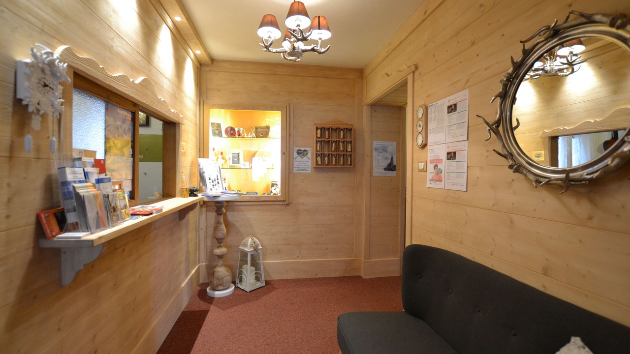 Photo of Others in Alba