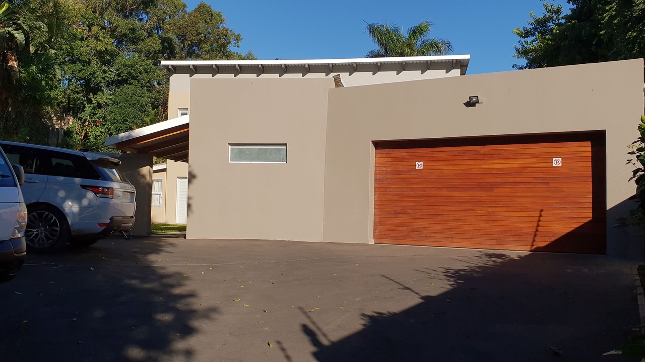 Photo of Others in La Lucia