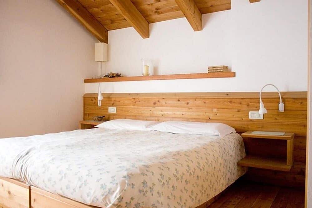 Photo of Bedroom in Giustino