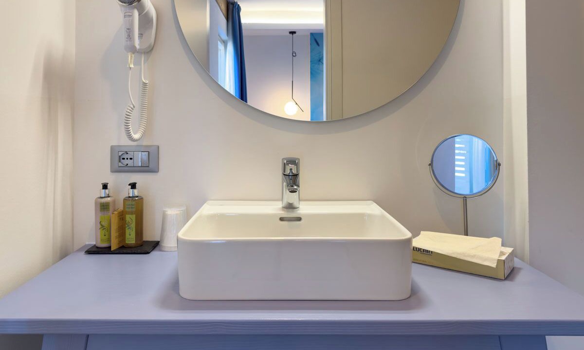 Photo of Bathroom in Arco