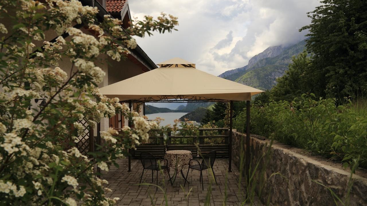 Photo of Bedroom in Molveno