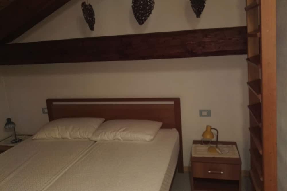 Photo of Bedroom in Prade