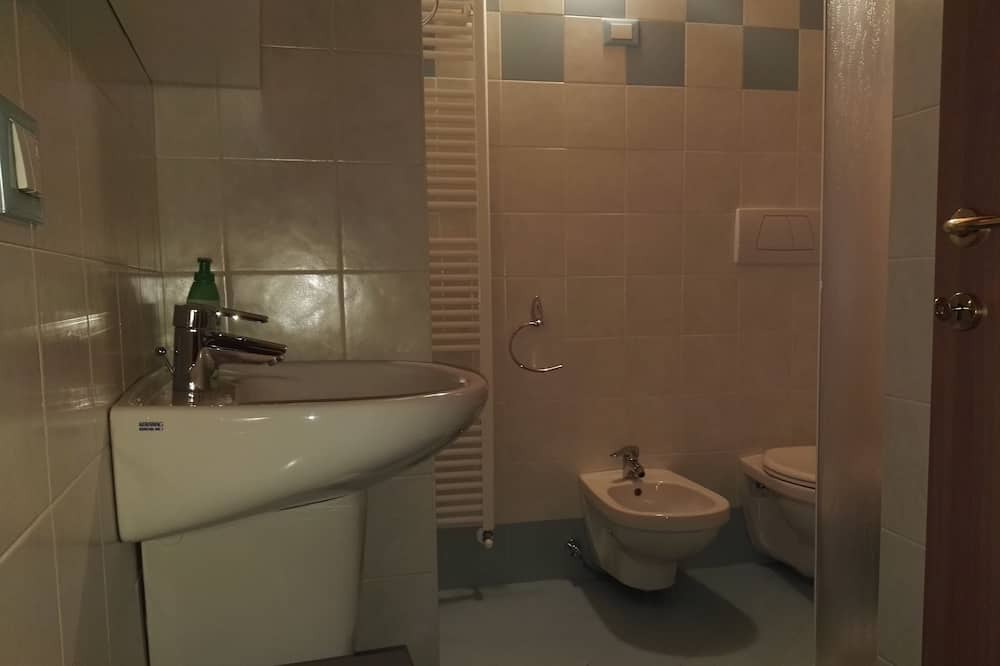 Photo of Bathroom in Prade