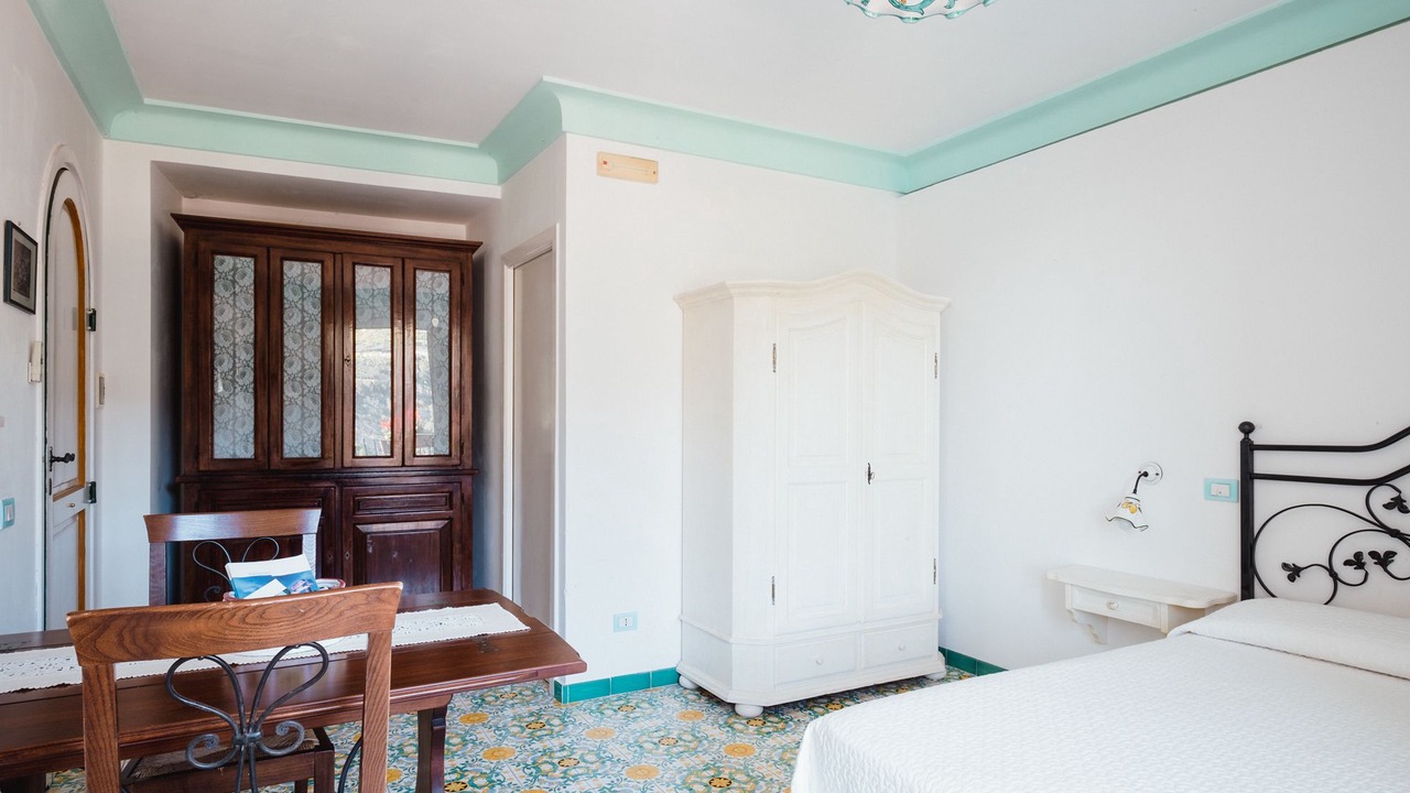 Photo of Bedroom in Minori