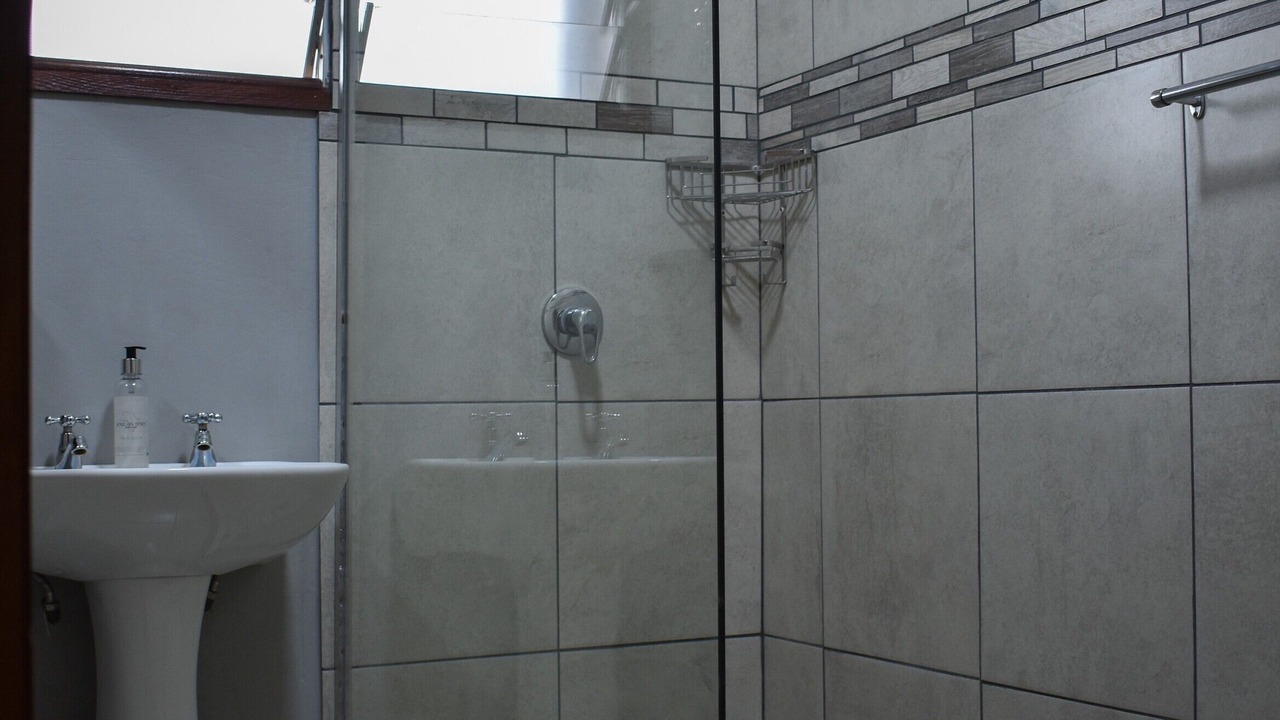 Photo of Bathroom in Elgin
