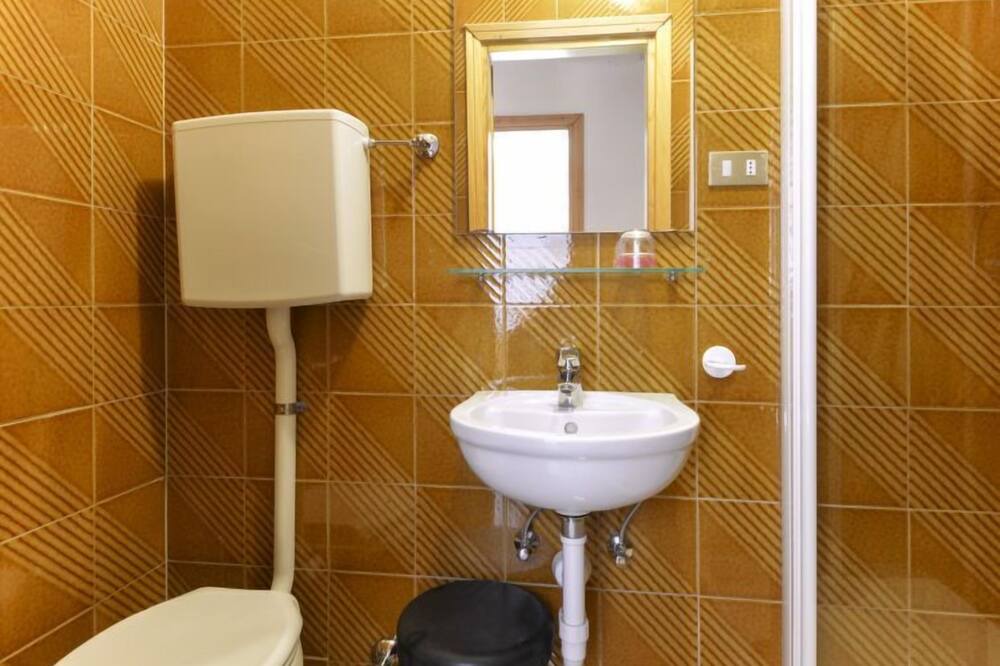 Photo of Bathroom in Moena