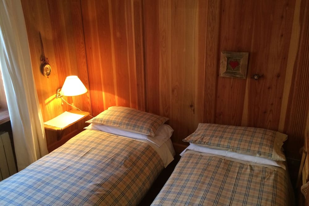 Photo of Bedroom in Castello-Molina di Fiemme
