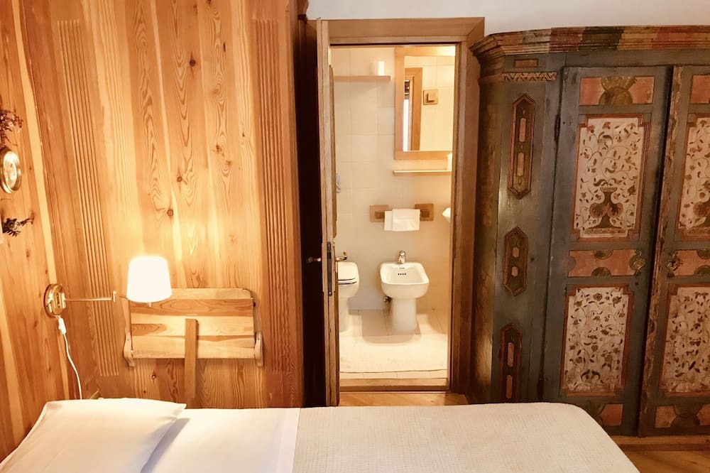 Photo of Bedroom in Castello-Molina di Fiemme