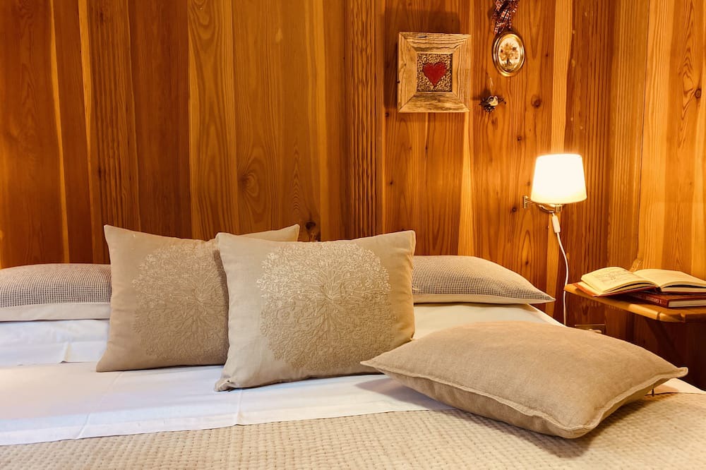 Photo of Bedroom in Castello-Molina di Fiemme